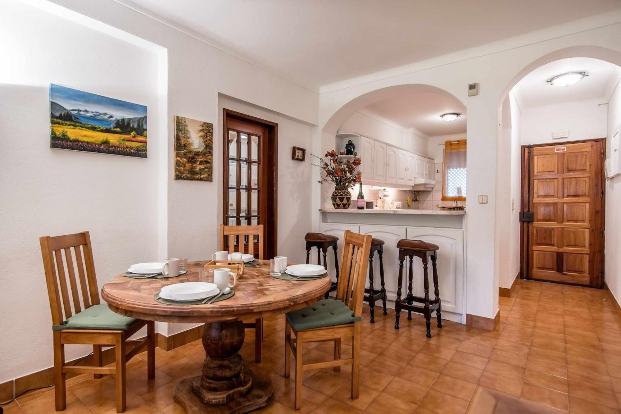 Casa Falesia T2 - Garden View - 5 Min From The Beach - Wifi Olhos de Agua  Exteriör bild