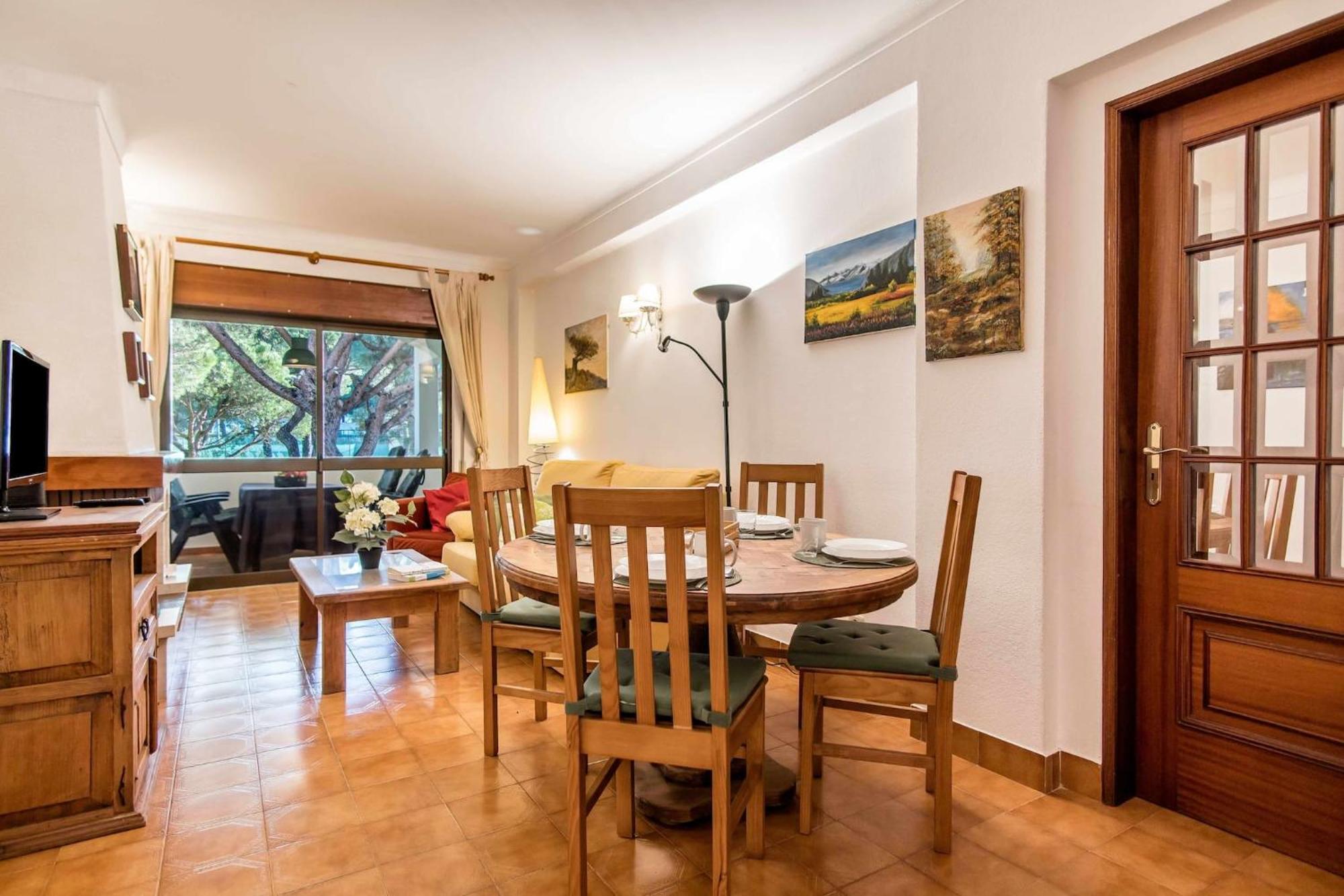 Casa Falesia T2 - Garden View - 5 Min From The Beach - Wifi Olhos de Agua  Exteriör bild